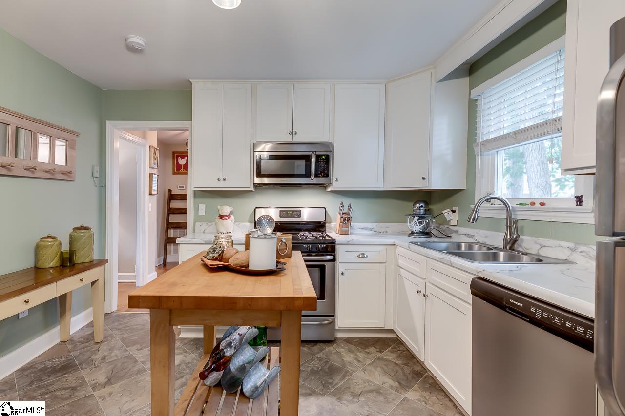 245 Old Grove Road Greenville, SC 29605 - Photo 13 of 24 Gallery Image 13
