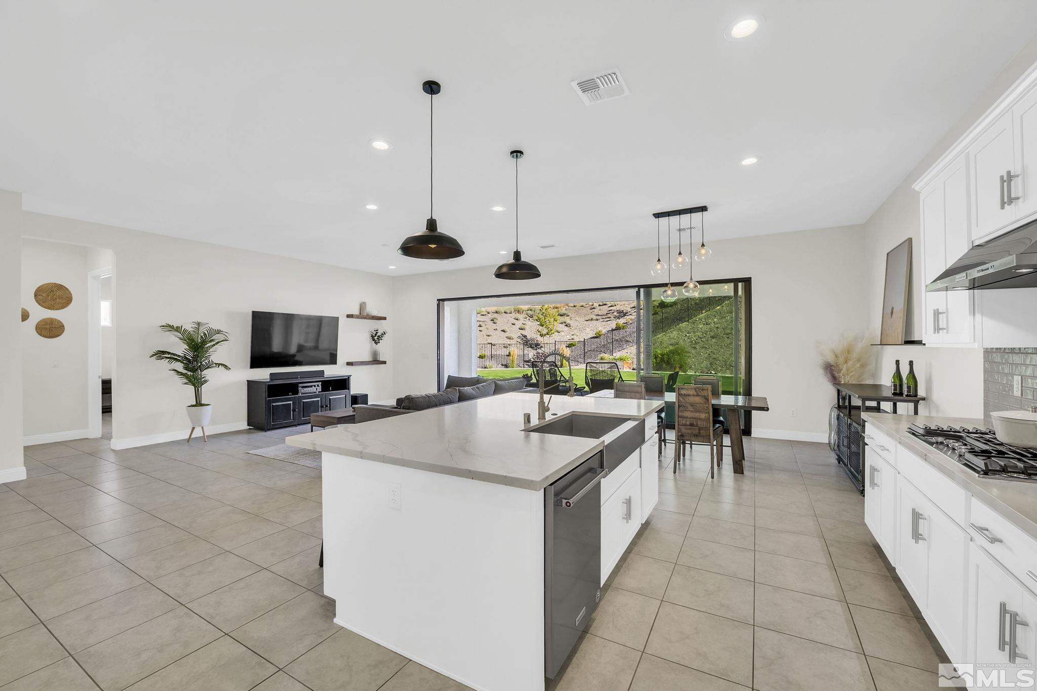 15070 Iron River Drive Reno, NV 89521 - Photo 11 of 33 Photo 11