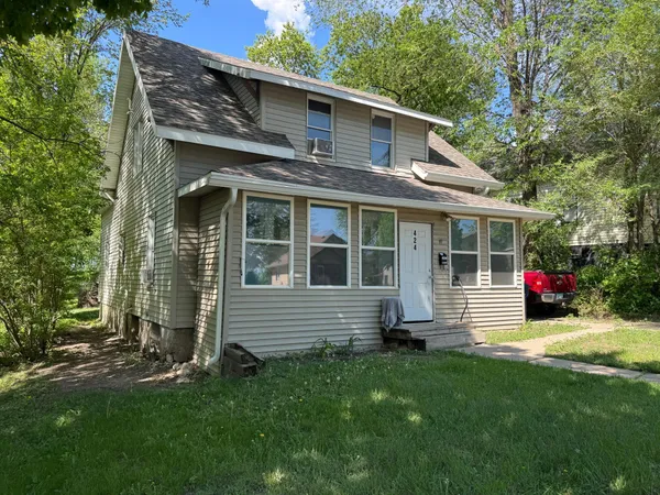 $199,900 | 424 West Birch Avenue, Fergus Falls, MN 56537