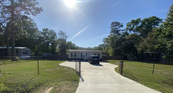 $1,400 | 3029 Crittenden Drive, Navarre, FL 32566