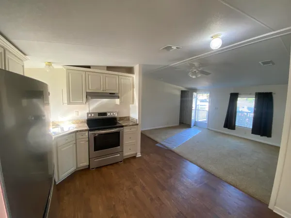 $1,400 | 3029 Crittenden Drive, Navarre, FL 32566