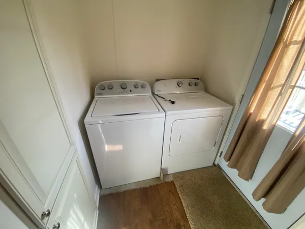 $1,400 | 3029 Crittenden Drive, Navarre, FL 32566