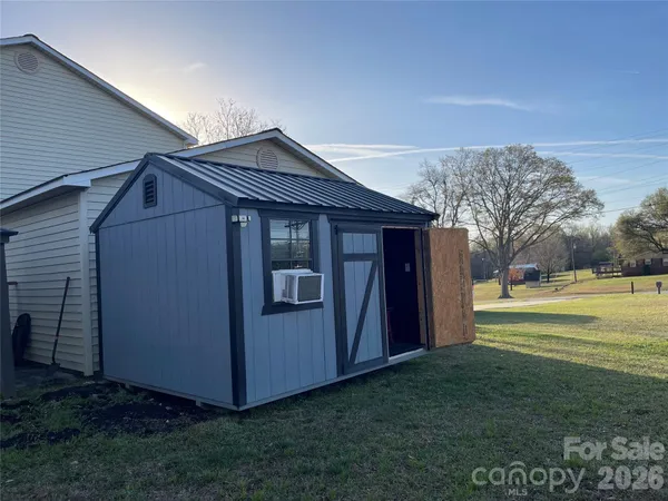 $405,000 | 204 Rowland Avenue, Heath Springs, SC 29058
