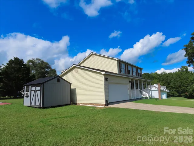 $419,900 | 204 Rowland Avenue, Heath Springs, SC 29058