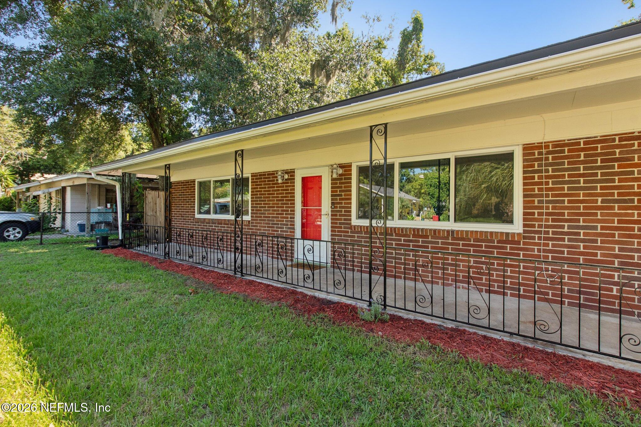 1417 Clock Street Jacksonville, FL 32211 - Photo 4 of 39 a view of back yard of the house