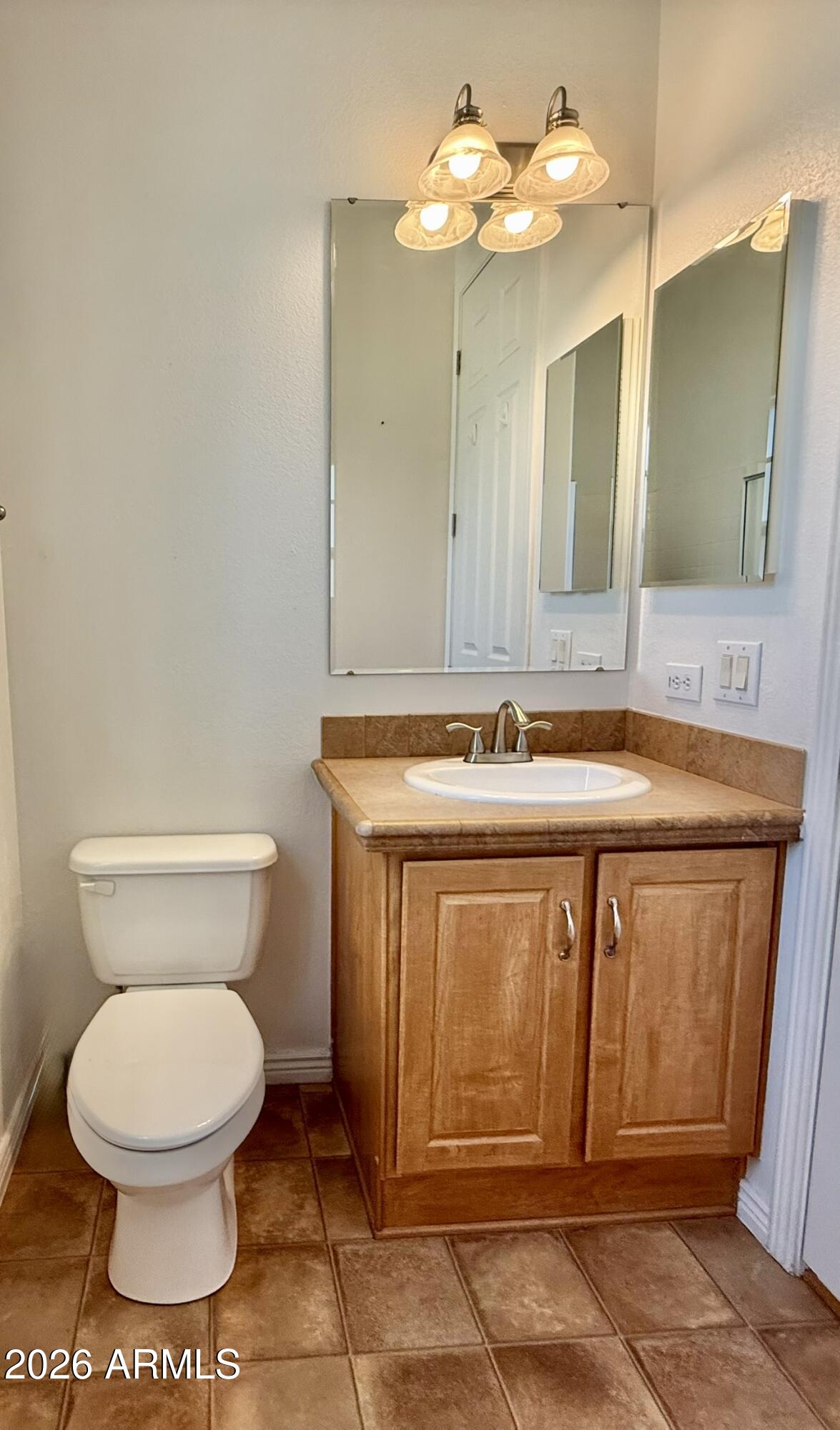 201 South Greenfield Road, Unit 58 Mesa, AZ 85206 - Photo 20 of 40 Bathroom 1