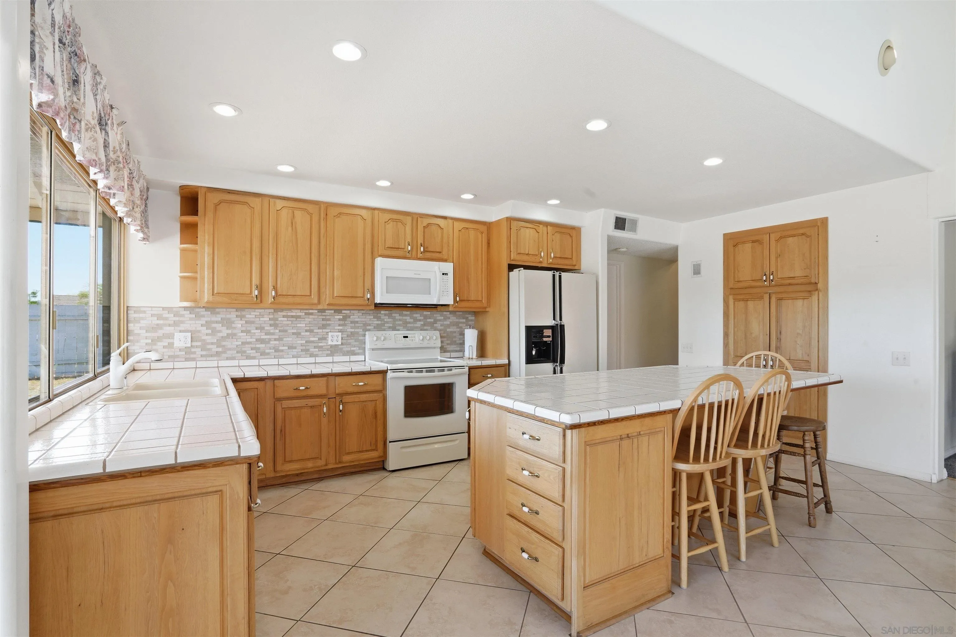 12485 Grandee Road San Diego, CA 92128 - Photo 29 of 59