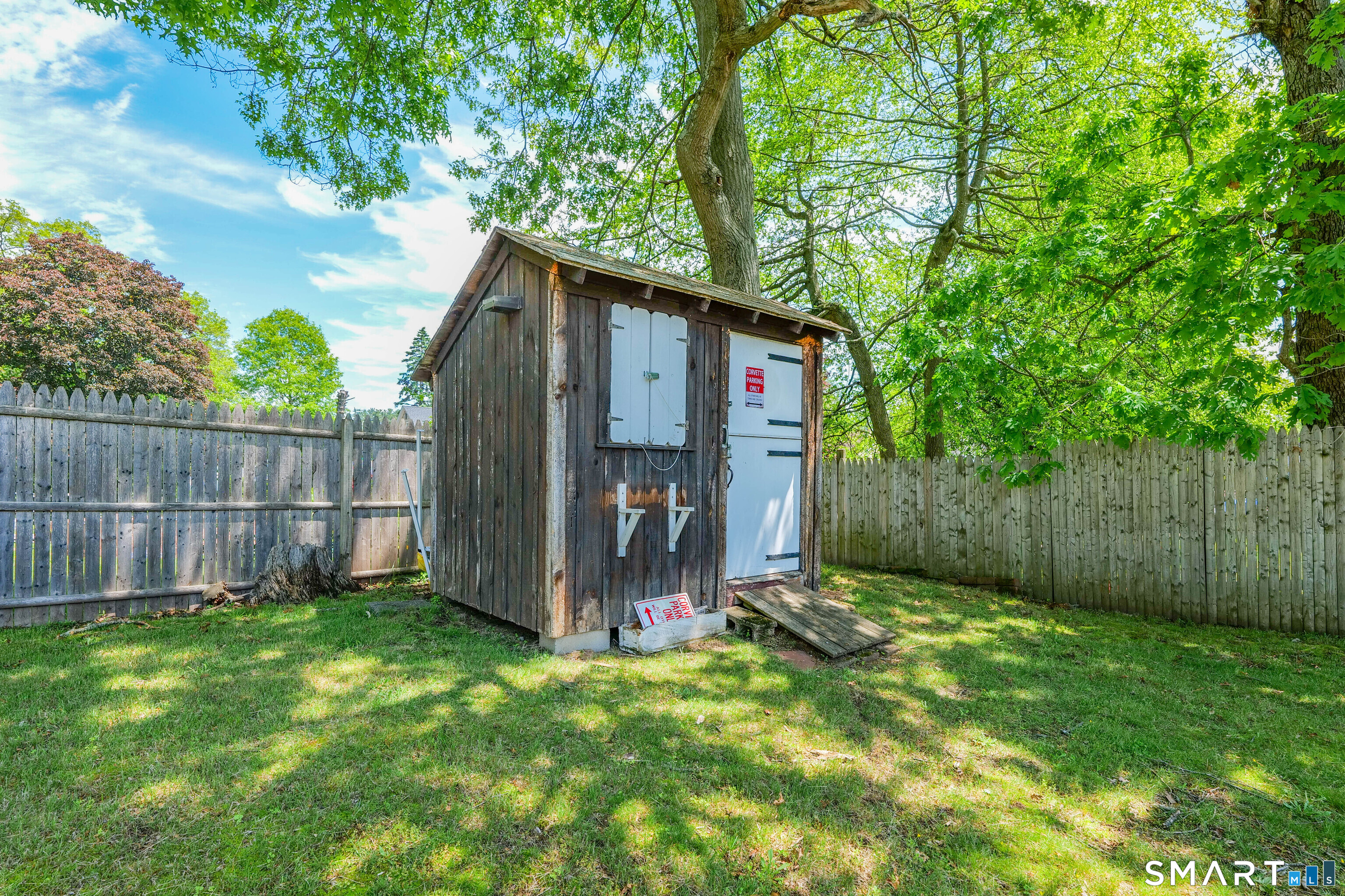 14 Roxbury Road East Hartford, CT 06118 - Photo 25 of 29