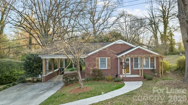$1,899 | 308 Hillcrest Avenue, Gastonia, NC 28052