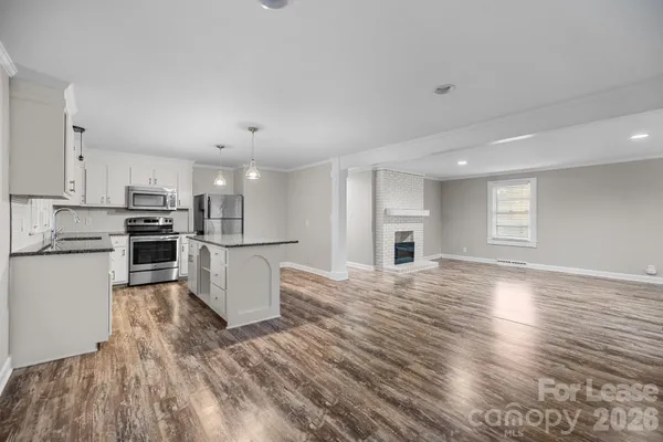 $1,899 | 308 Hillcrest Avenue, Gastonia, NC 28052