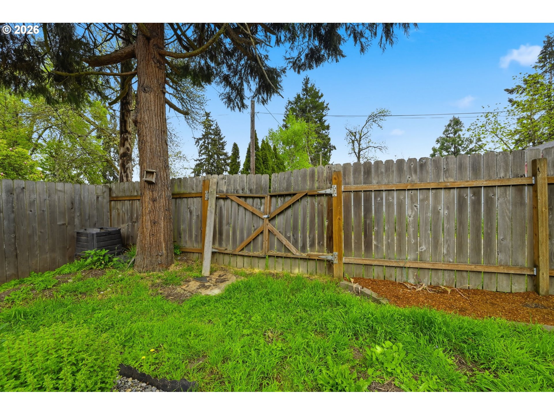 845 25th Place Springfield, OR 97477 - Photo 37 of 45