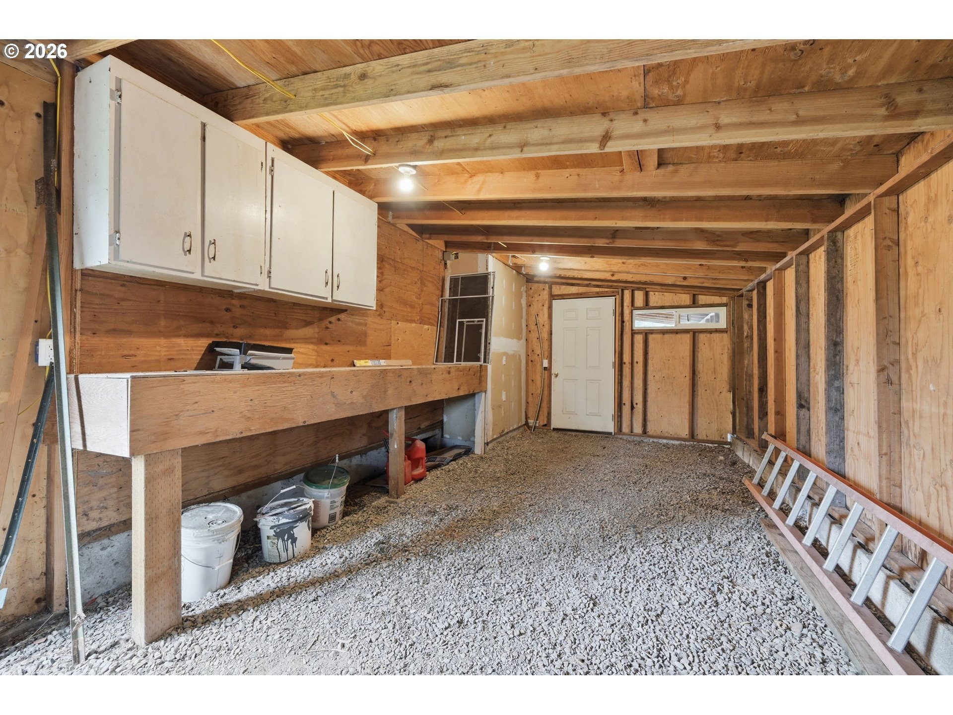 845 25th Place Springfield, OR 97477 - Photo 42 of 45