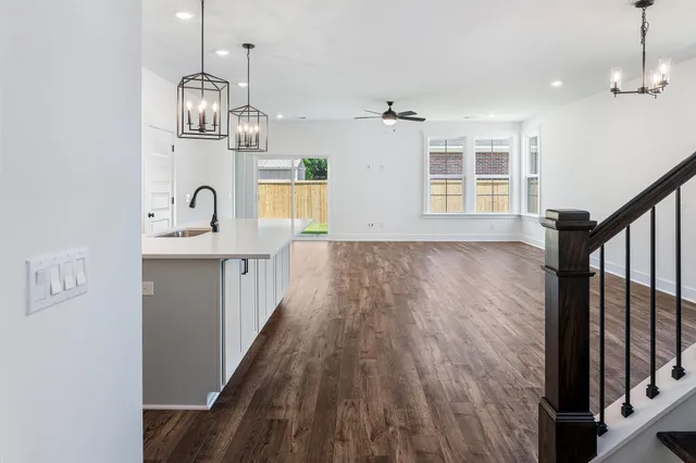 $537,500 | 223 Creek Pointe Drive, Moncks Corner, SC 29461