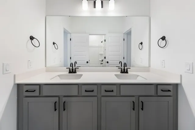 $537,500 | 223 Creek Pointe Drive, Moncks Corner, SC 29461