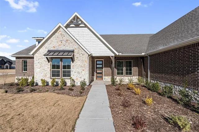 $639,900 | 12116 Crystal Drive, Krum, TX 76249