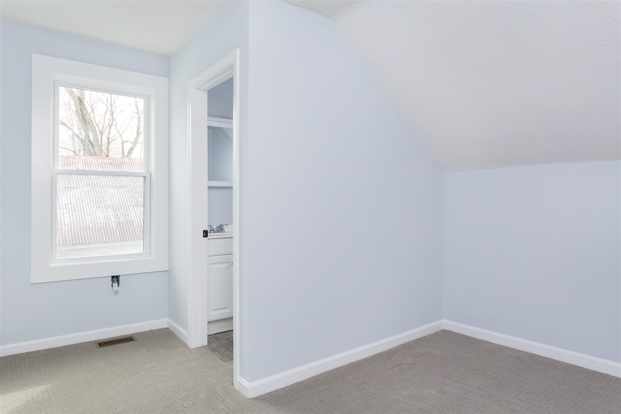 24 Highland Street Rochester, NH 03868 - Photo 33 of 40