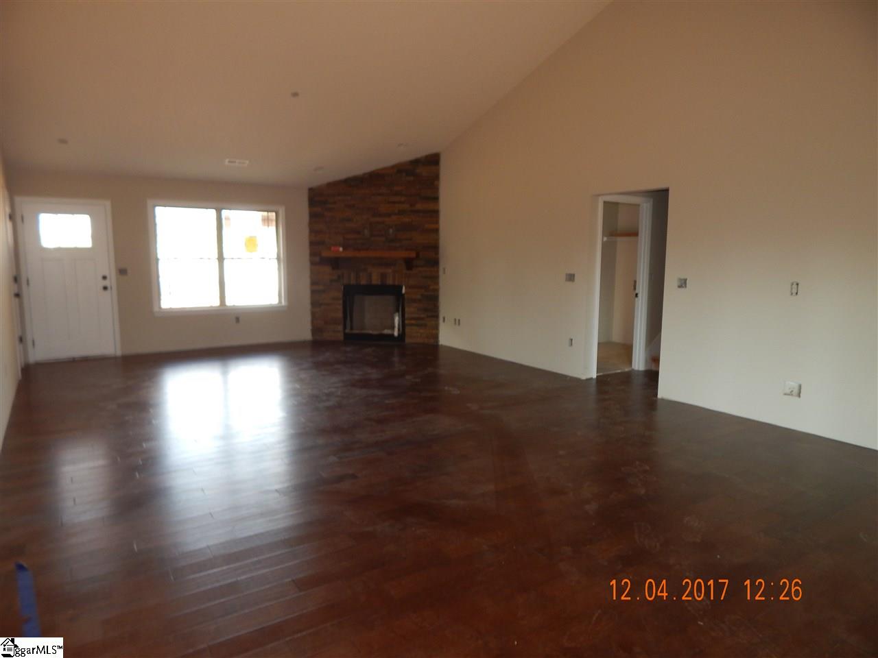 1661 Ballenger Road Wellford, SC 29385 - Photo 5 of 22