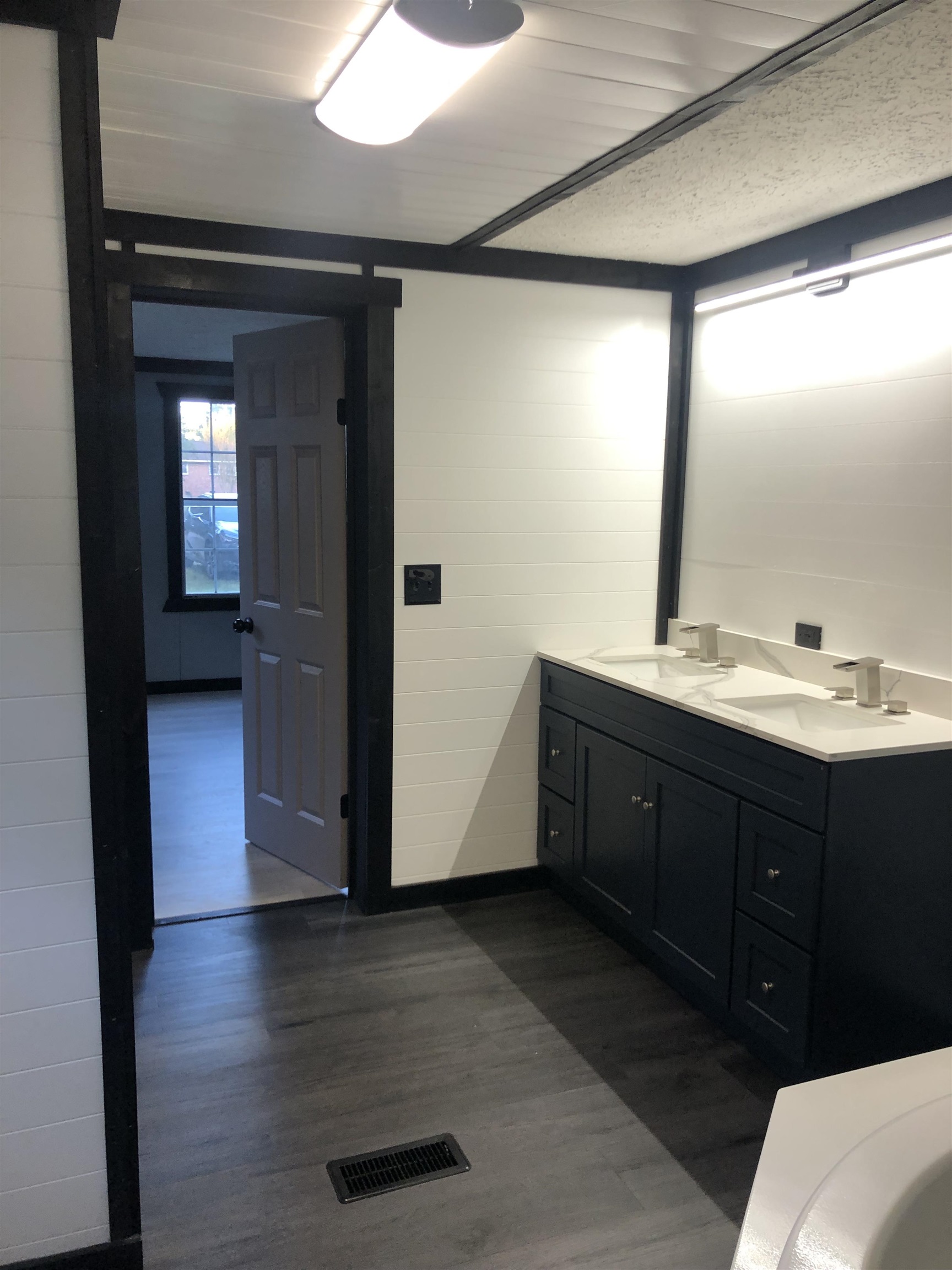 209 Sanders Street Honea Path, SC 29654 - Photo 8 of 10