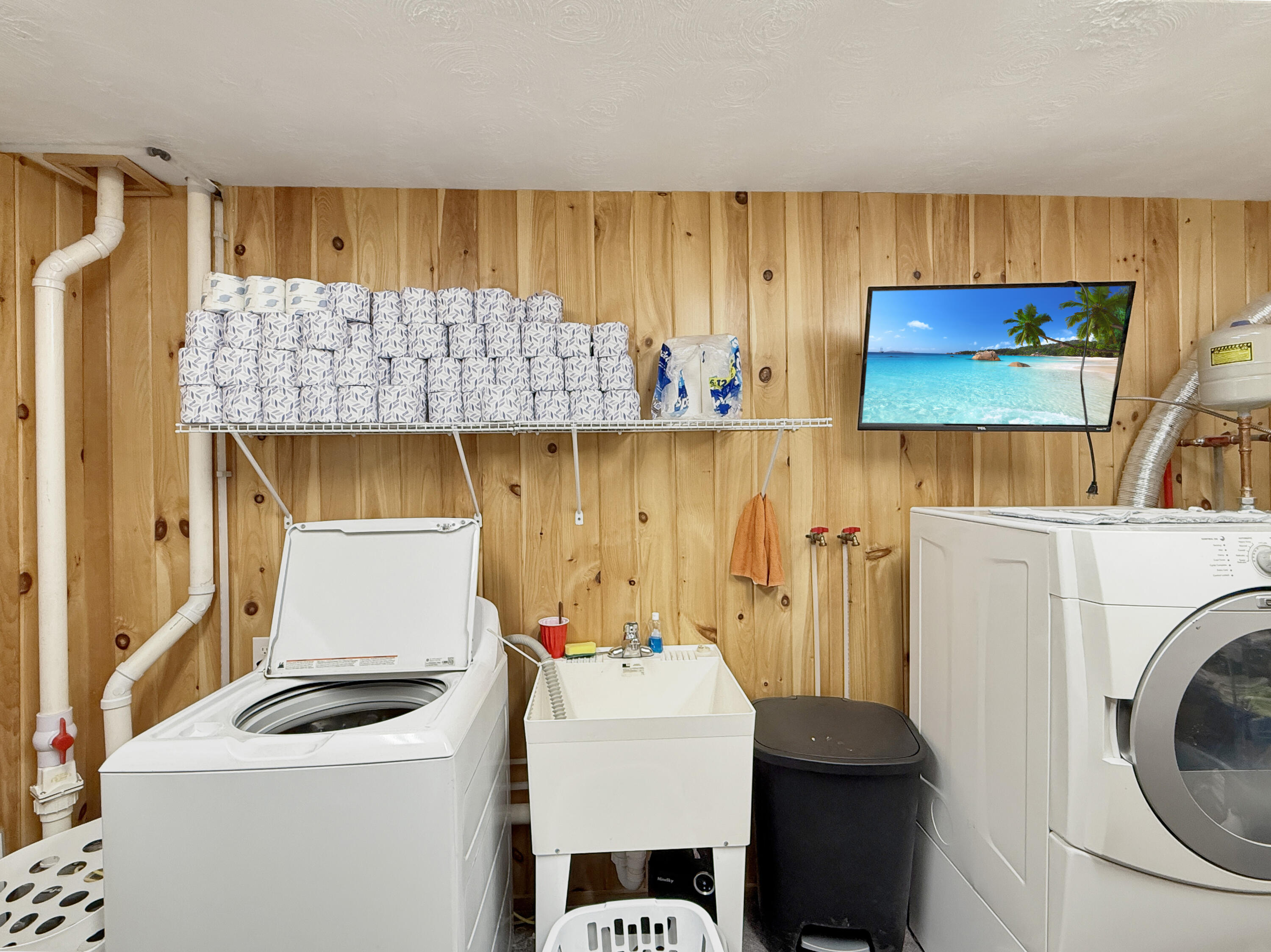 38 Moosehead Lake Road Greenville, ME 04441 - Photo 13 of 17 8d3eb3c2fe1ddf9e1b73d42b80d5dcce1f0724c4