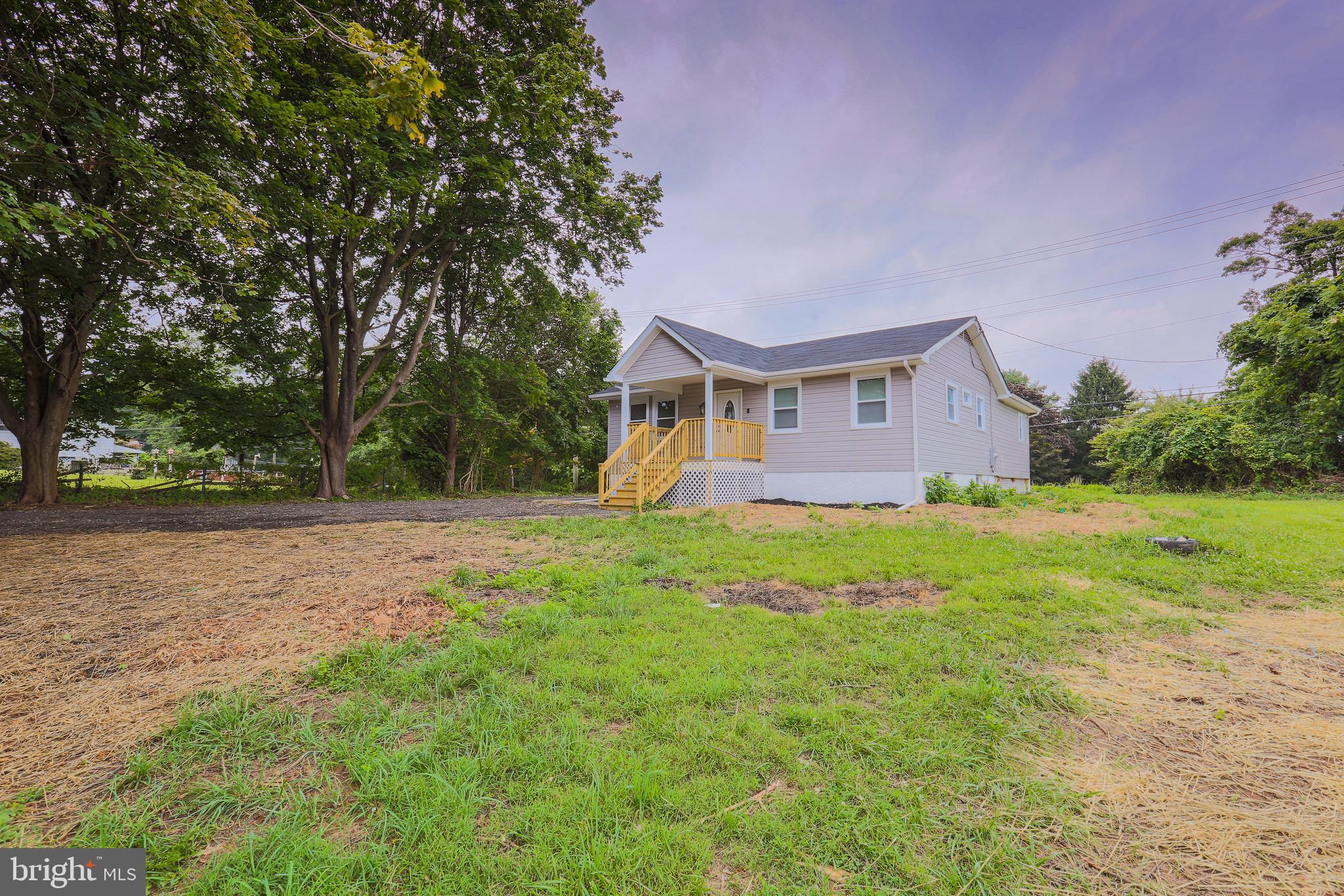 822 Monkton Road Monkton, MD 21111 - Photo 23 of 25 Spacious yard and extra long driveway with two ent
