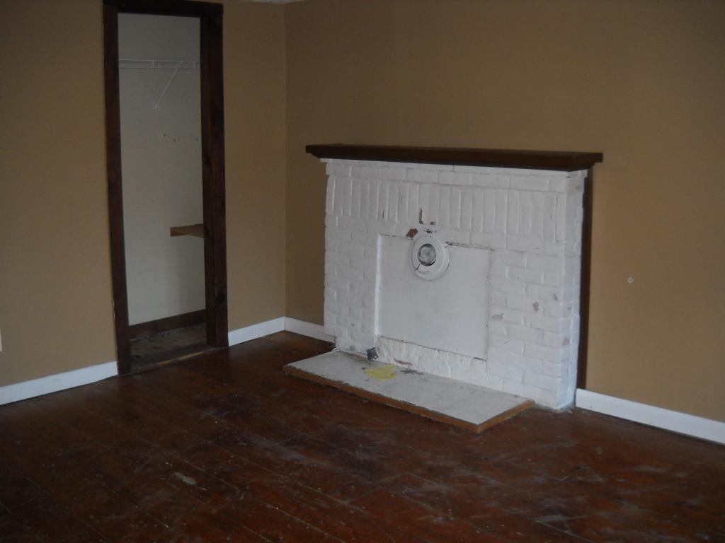 233 Belvedere Road Gilsum, NH 03448 - Photo 6 of 20
