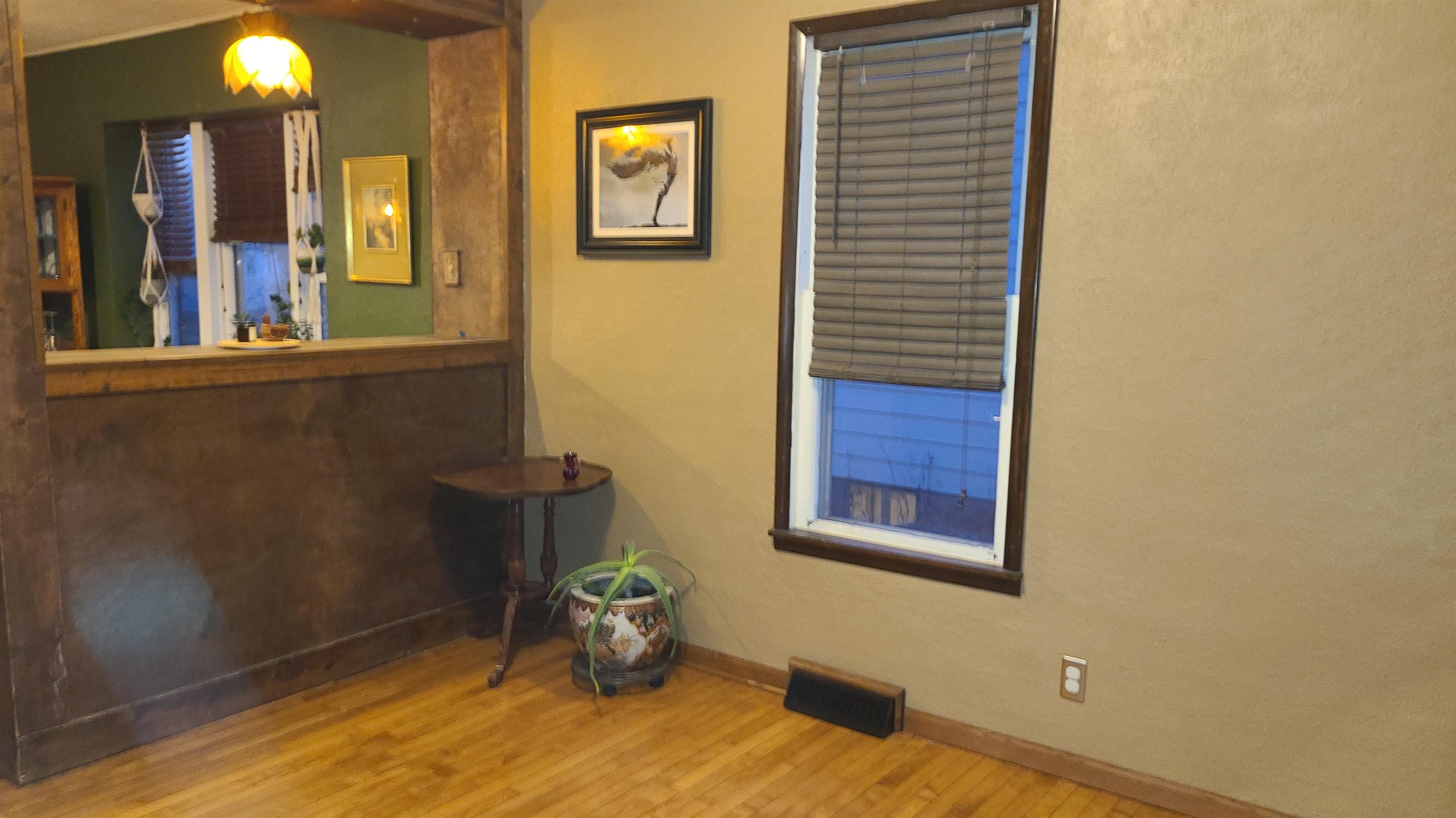 739 West 8th Street Appleton, WI 54911 - Photo 11 of 38