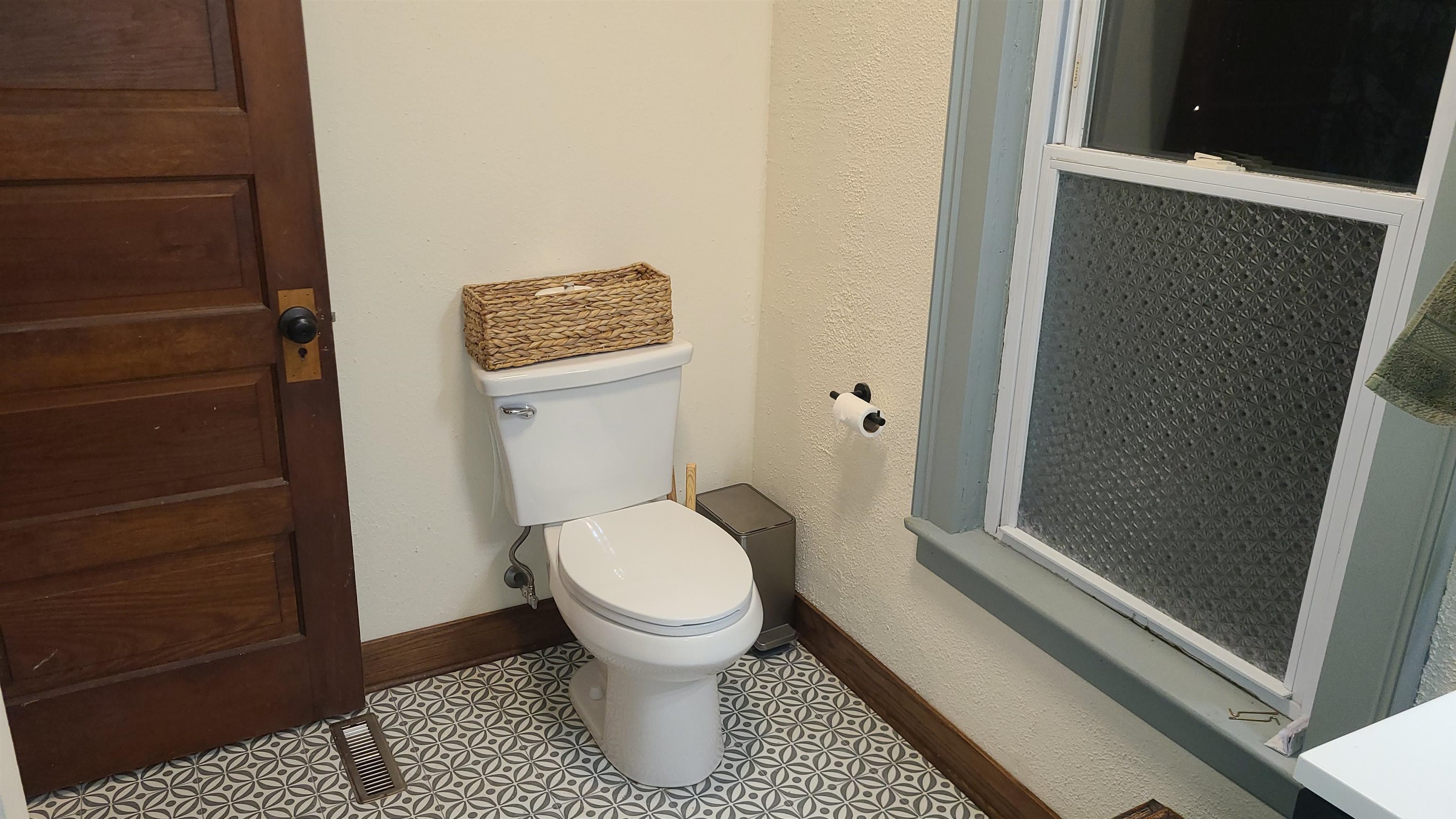 739 West 8th Street Appleton, WI 54911 - Photo 22 of 38