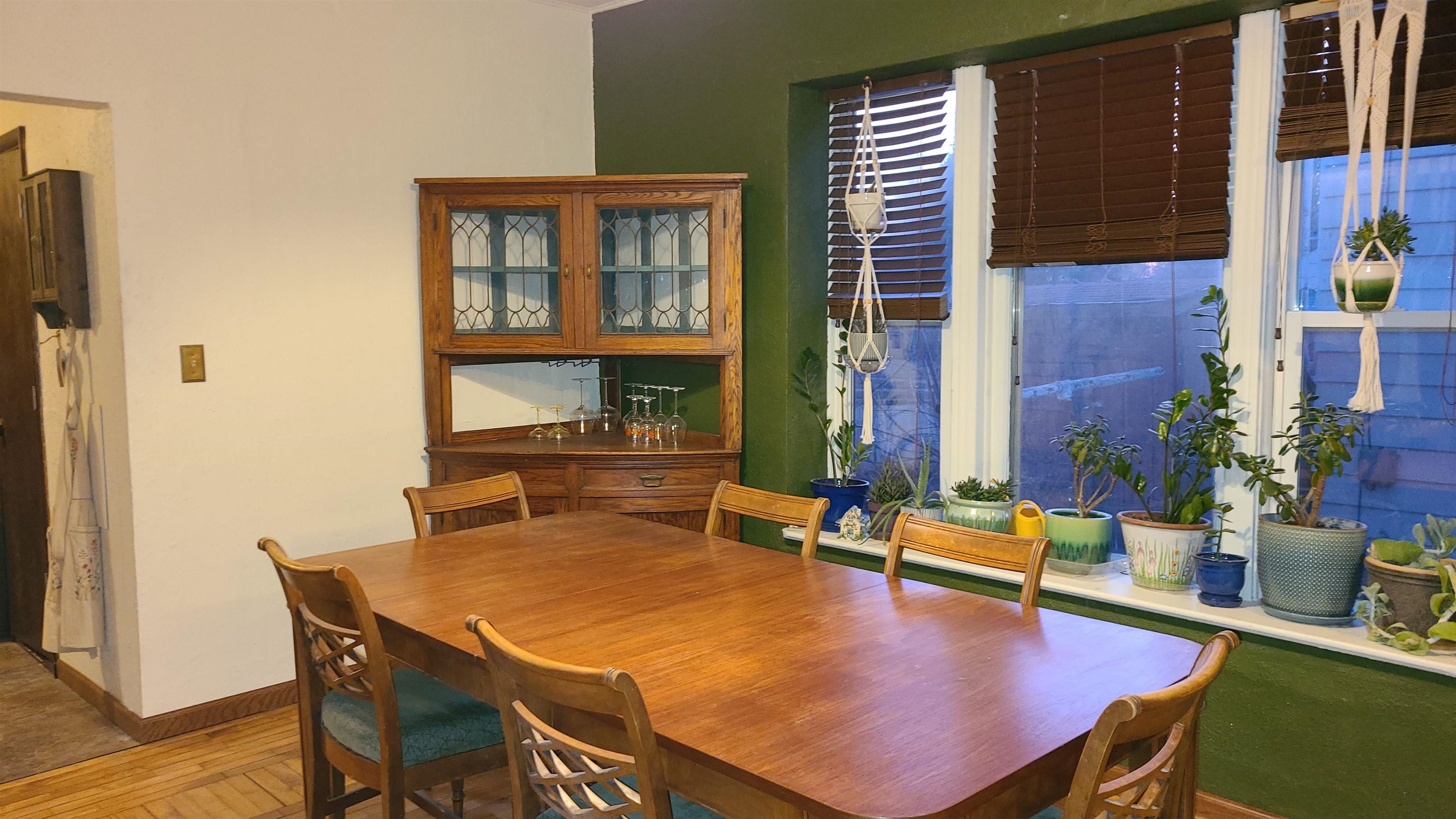 739 West 8th Street Appleton, WI 54911 - Photo 10 of 38