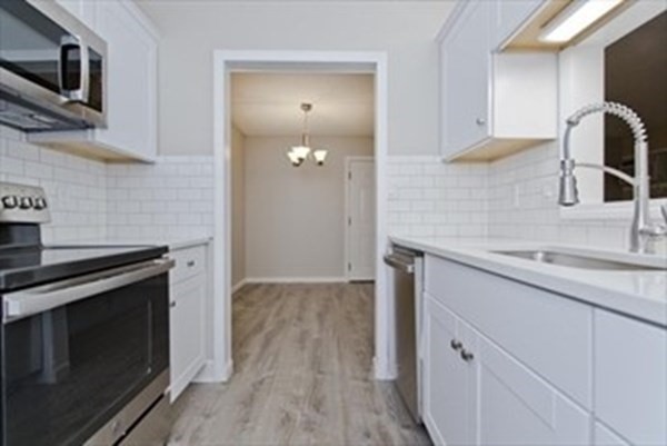 22 Maple Crest Circle, Unit I Holyoke, MA 01040 - Photo 10 of 16