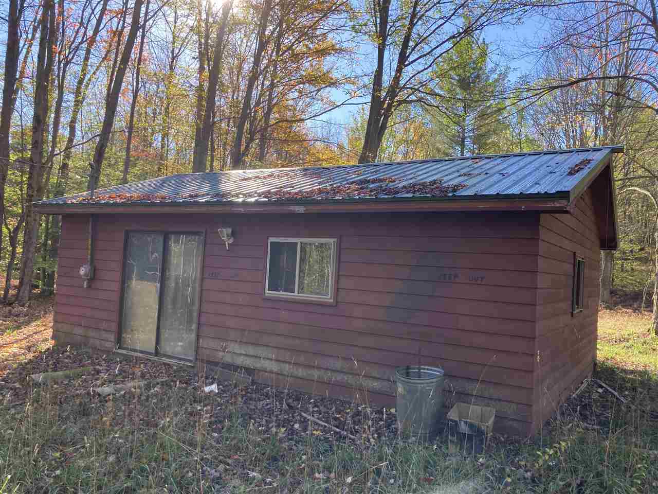 2540 North 47 1/2 Road Manton, MI 49663 - Photo 5 of 13 1894208-4.JPG