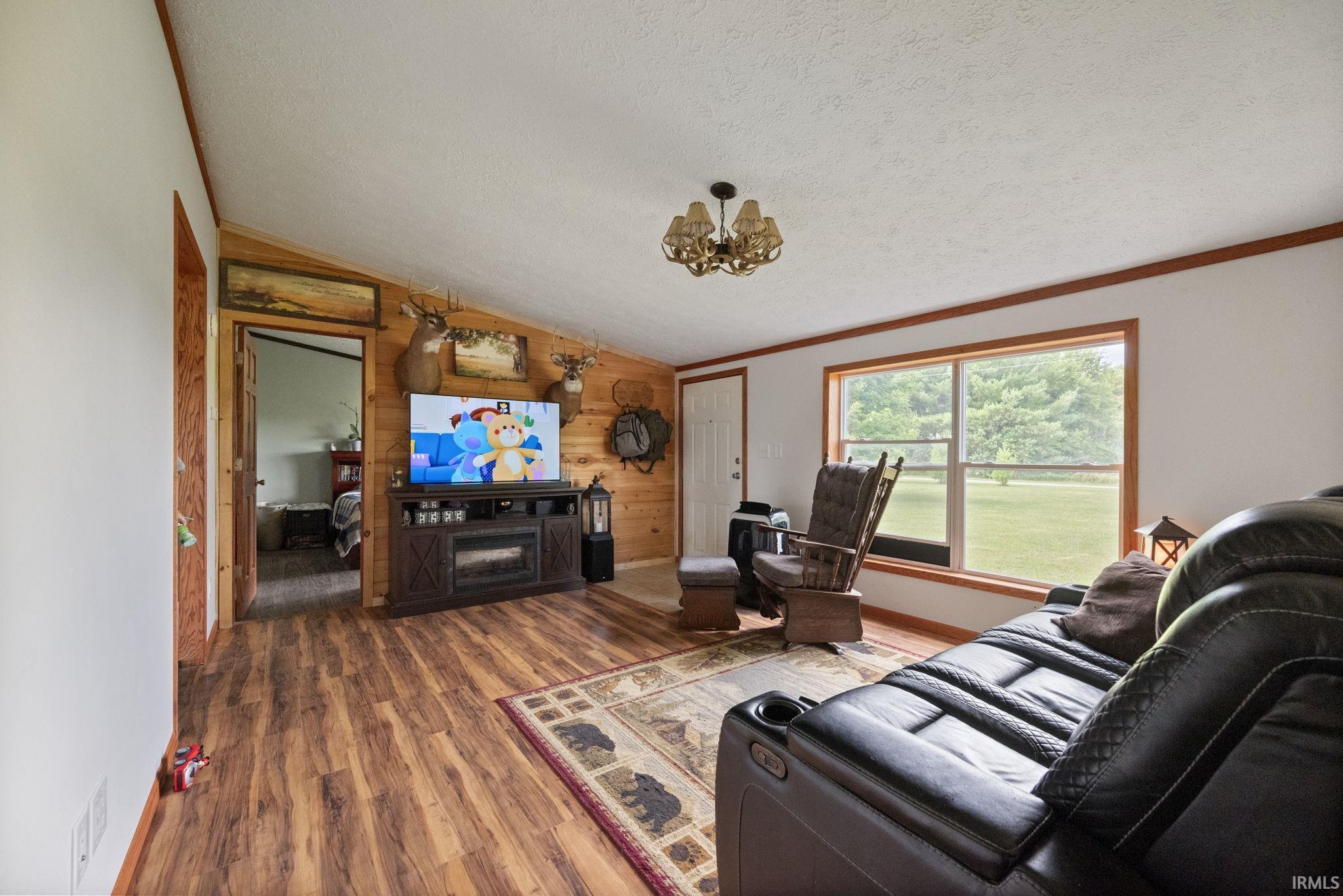 7247 8B Road Plymouth, IN 46563 - Photo 4 of 34 Gallery Image 4