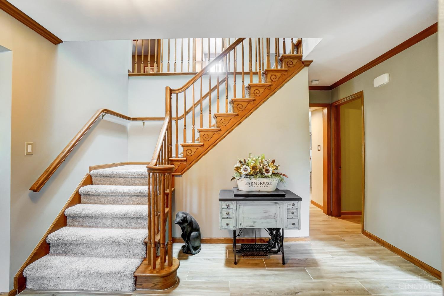 5548 Foley Road Cincinnati, OH 45238 - Photo 6 of 87 Gallery Image 6