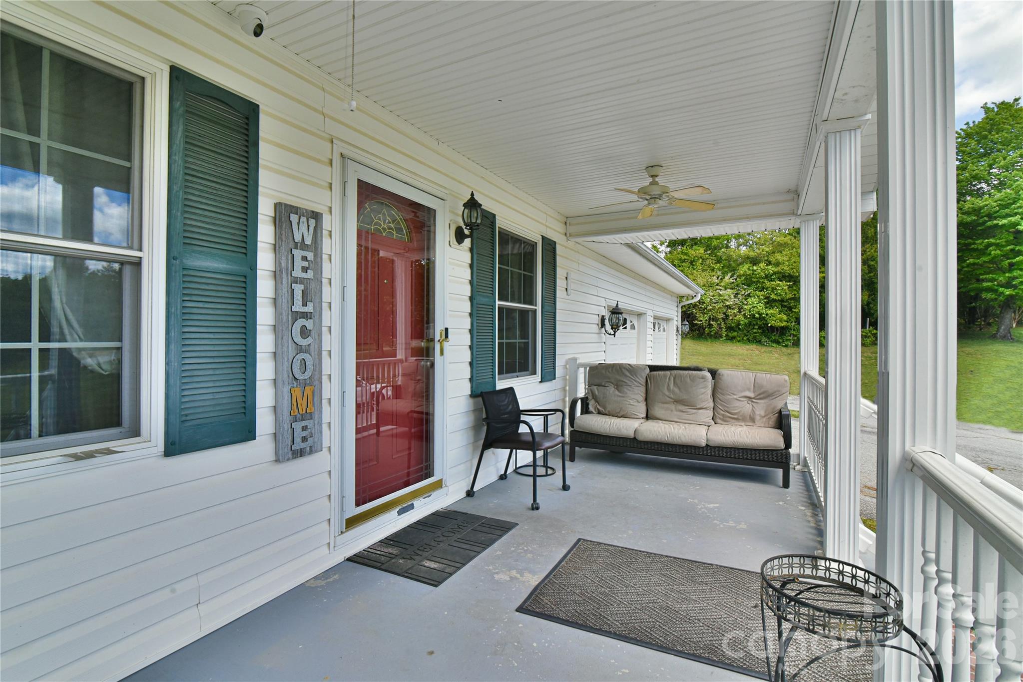 116 Kay Road Flat Rock, NC 28731 - Photo 4 of 34