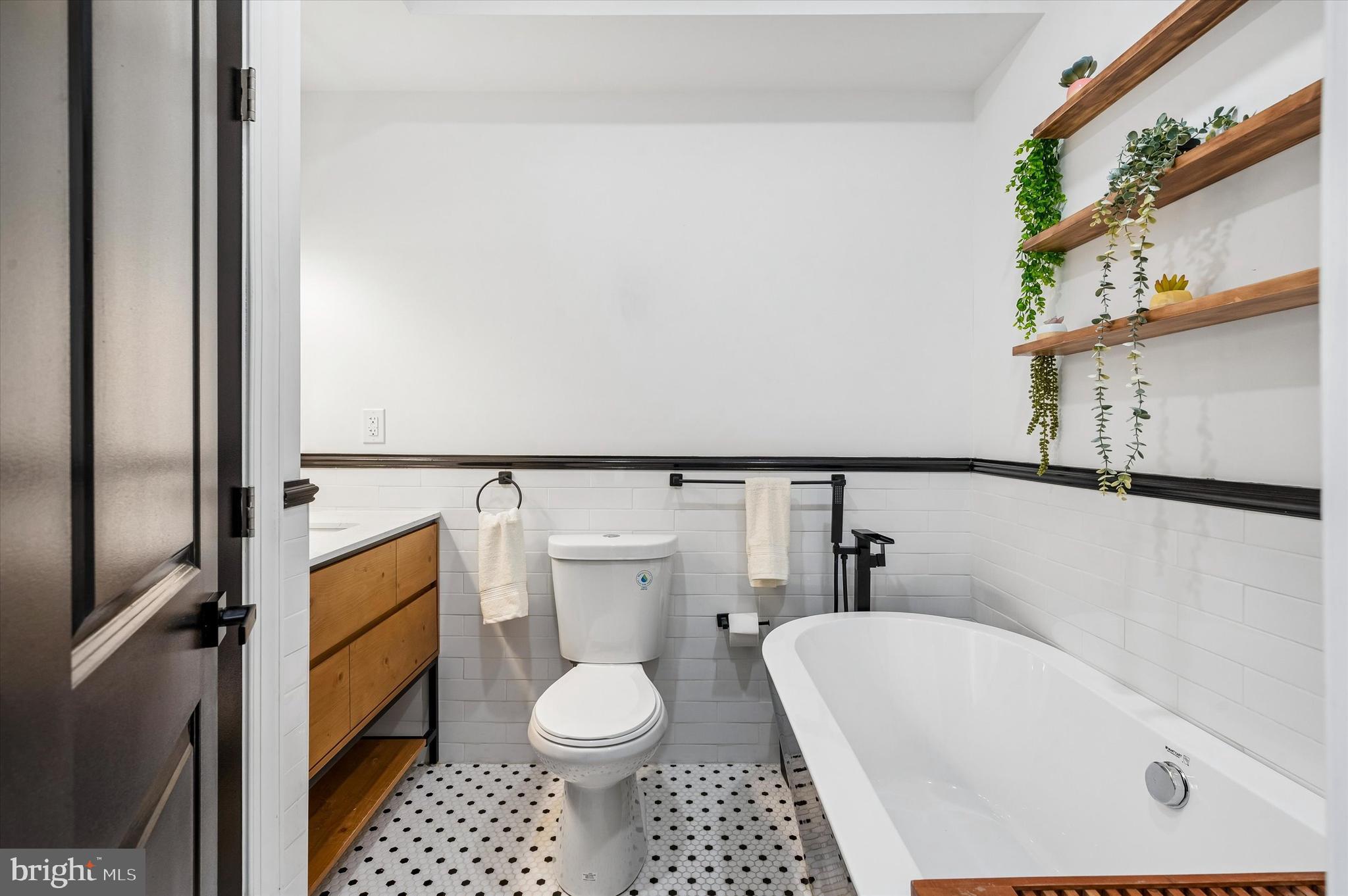 1227 Webster Street Philadelphia, PA 19147 - Photo 21 of 34