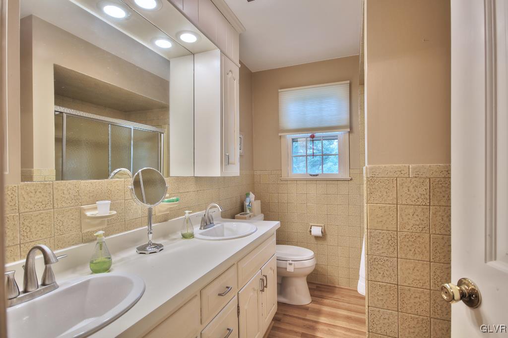 1505 Coventry Road Allentown, PA 18104 - Photo 24 of 32 Gallery Image 24
