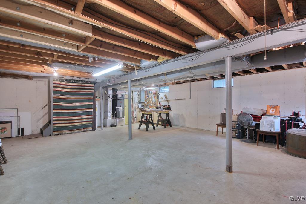 1505 Coventry Road Allentown, PA 18104 - Photo 29 of 32 Gallery Image 29