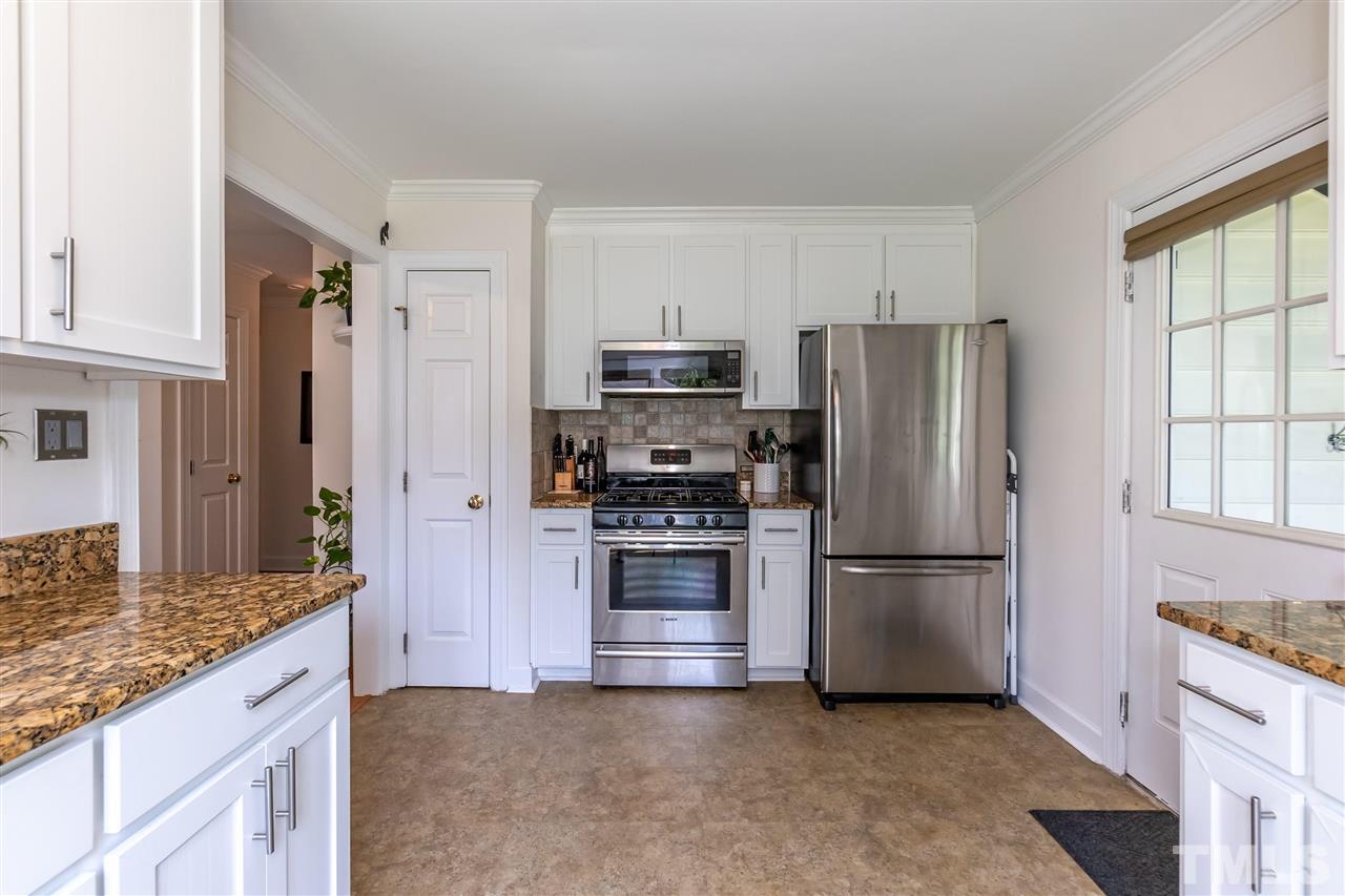 1908 Talamore Court Raleigh, NC 27604 - Photo 12 of 28 Gallery Image 12