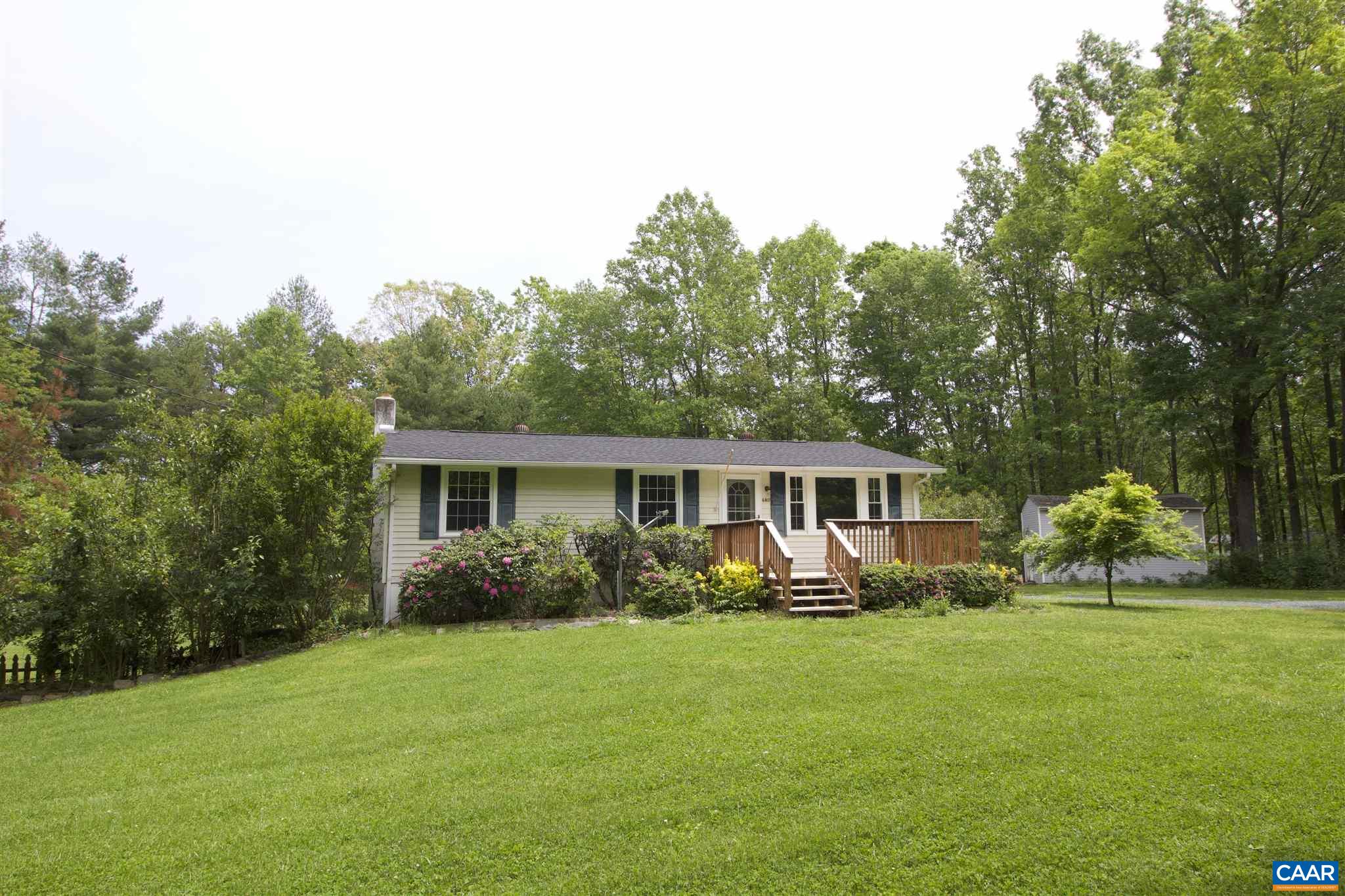 6817 Rabbit Ridge Road Keene, VA 22946 - Photo 3 of 20 Gallery Image 3