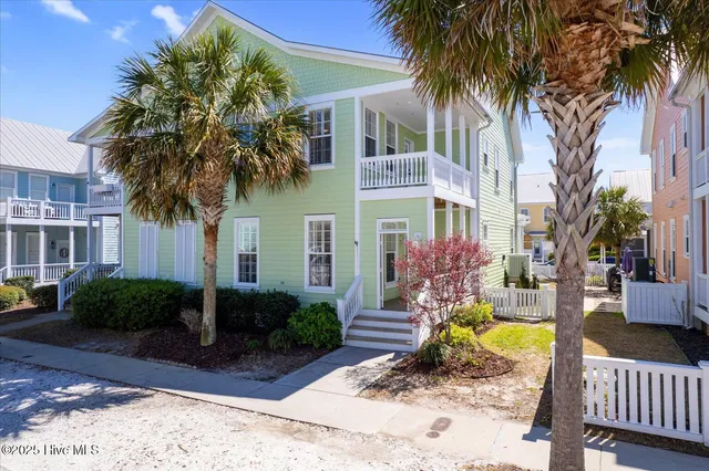 $705,000 | 215 Silver Sloop Way, Carolina Beach, NC 28428