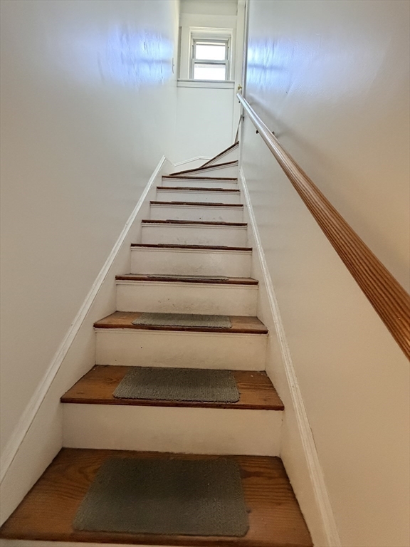 91 Academy Hill Road, Unit 91 Boston, MA 02135 - Photo 12 of 15 a view of entryway