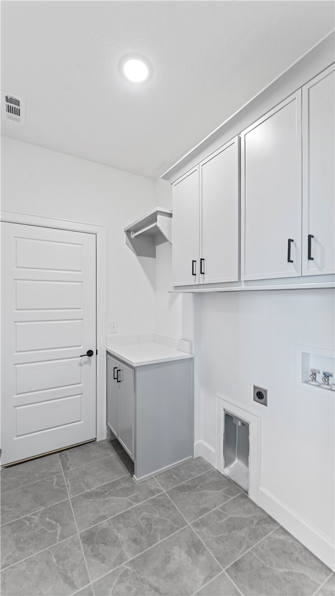 1706 Hagerty Street Pea Ridge, AR 72751 - Photo 15 of 21 Utility room