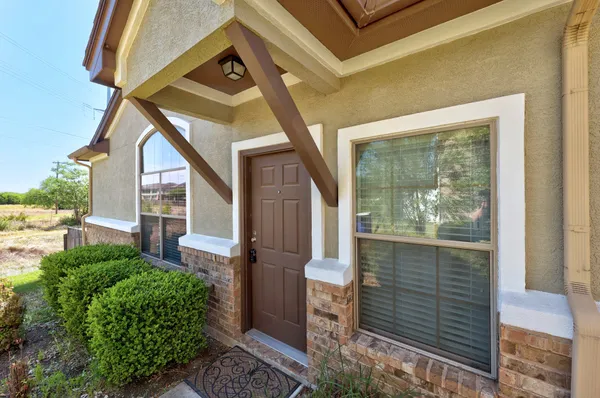 $250,000 | 1900 Little Elm Trail, Unit 99, Cedar Park, TX 78613