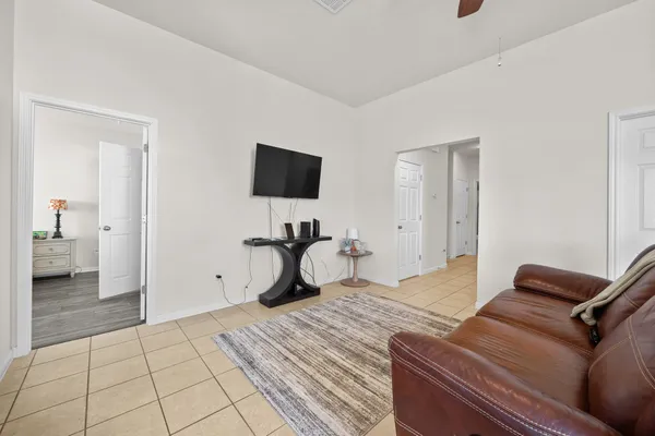 $250,000 | 1900 Little Elm Trail, Unit 99, Cedar Park, TX 78613