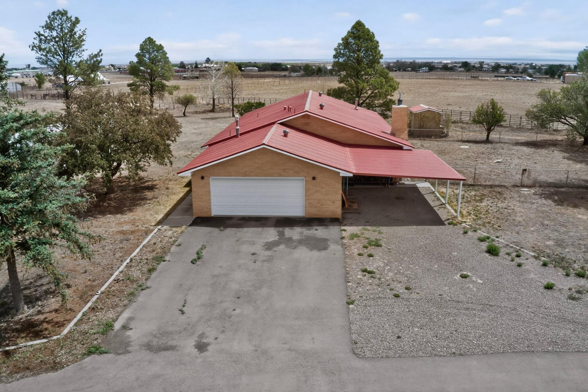 42 Britton Road Moriarty, NM 87035 - Photo 2 of 53 Gallery Image 2