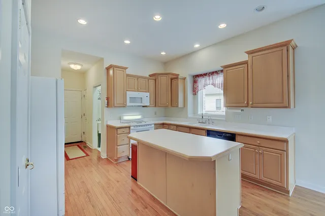 $425,000 | 7201 Catboat Court, Fishers, IN 46038