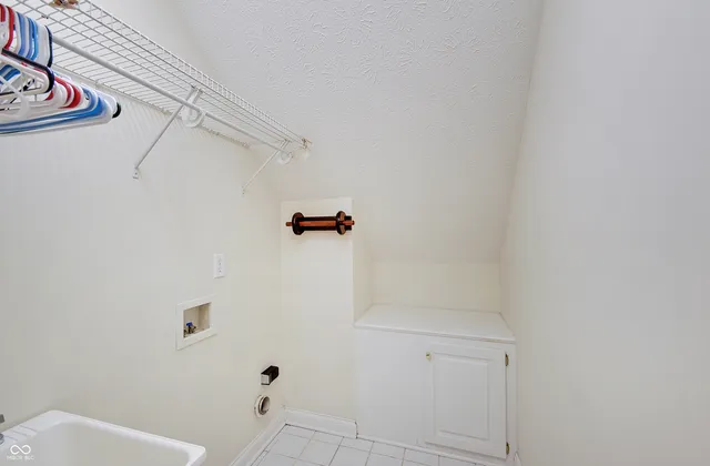 $425,000 | 7201 Catboat Court, Fishers, IN 46038