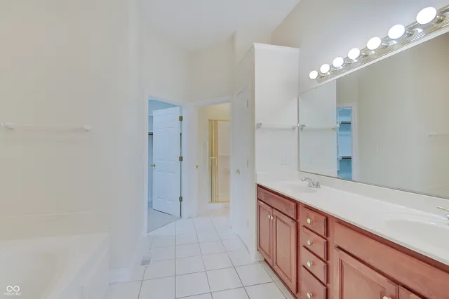 $425,000 | 7201 Catboat Court, Fishers, IN 46038