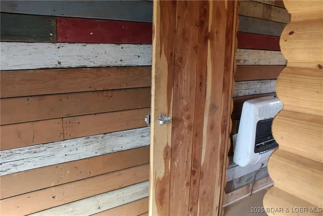 $164,900 | 382 Spring Cove Road, Sunrise Beach, MO 65079