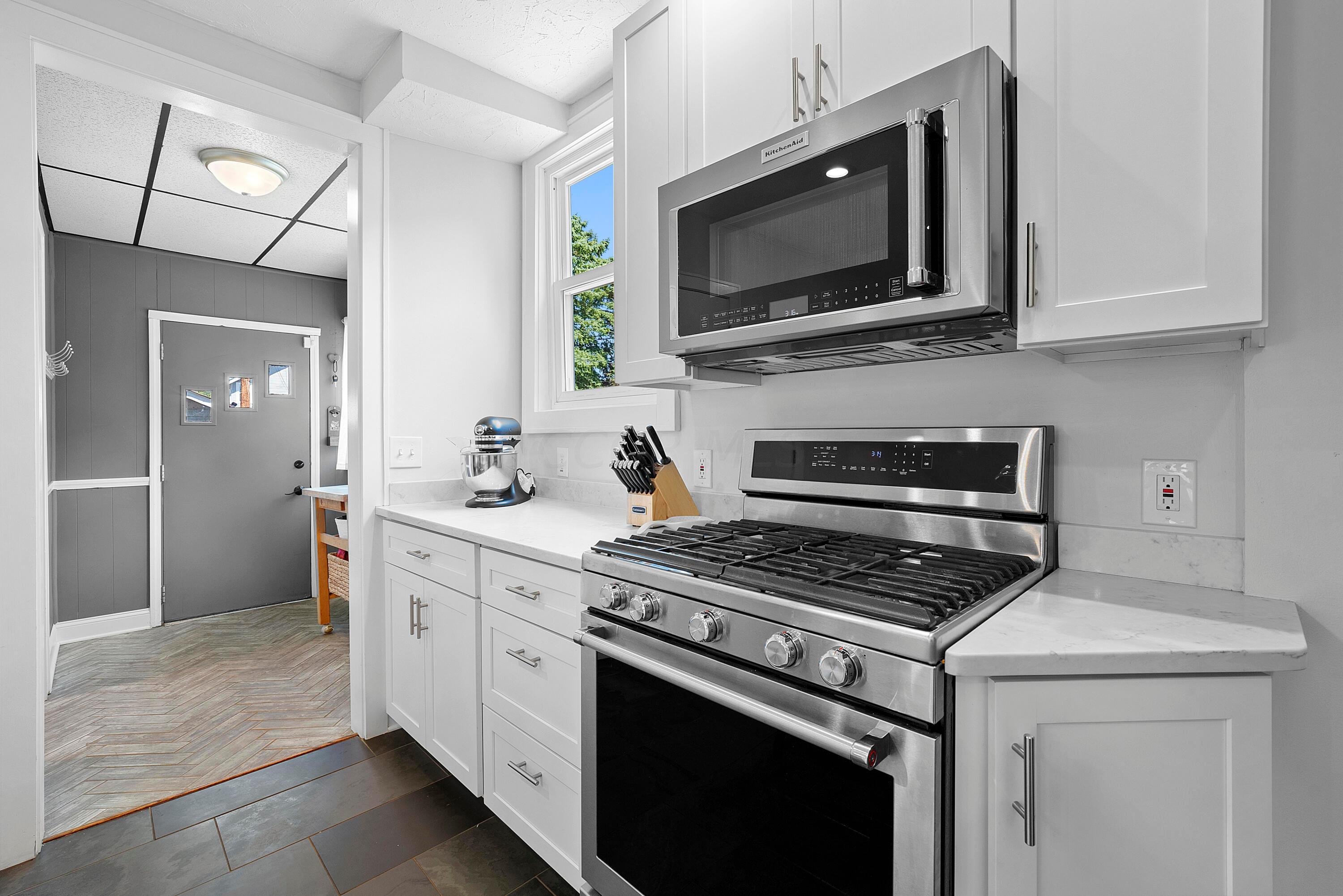 872 Timberman Road Columbus, OH 43212 - Photo 9 of 32 DSC00056