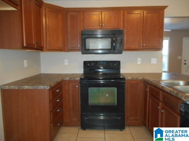 948 Ryecroft Road Pelham, AL 35124 - Photo 3 of 8